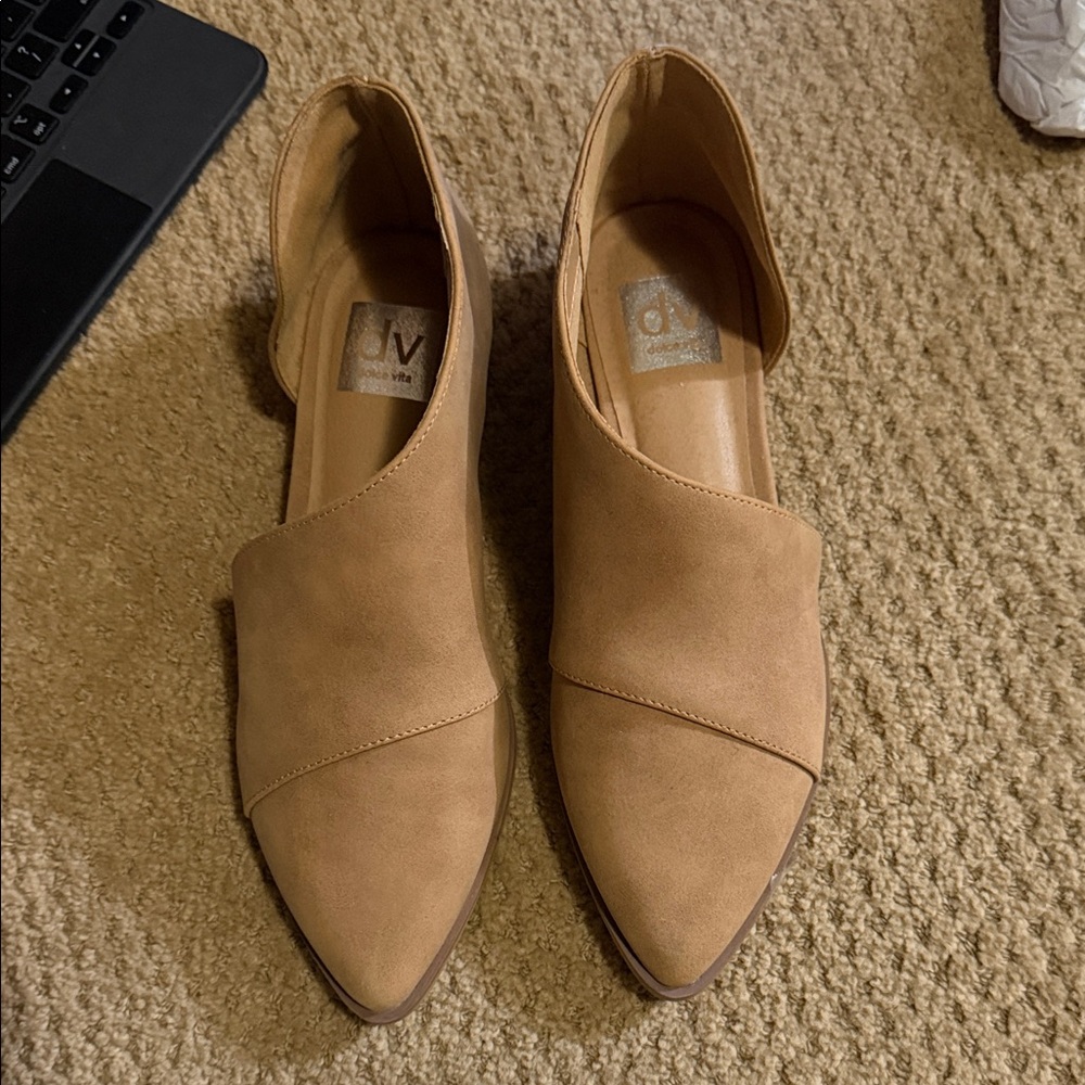 DV by Dolce Vita Tan Flats